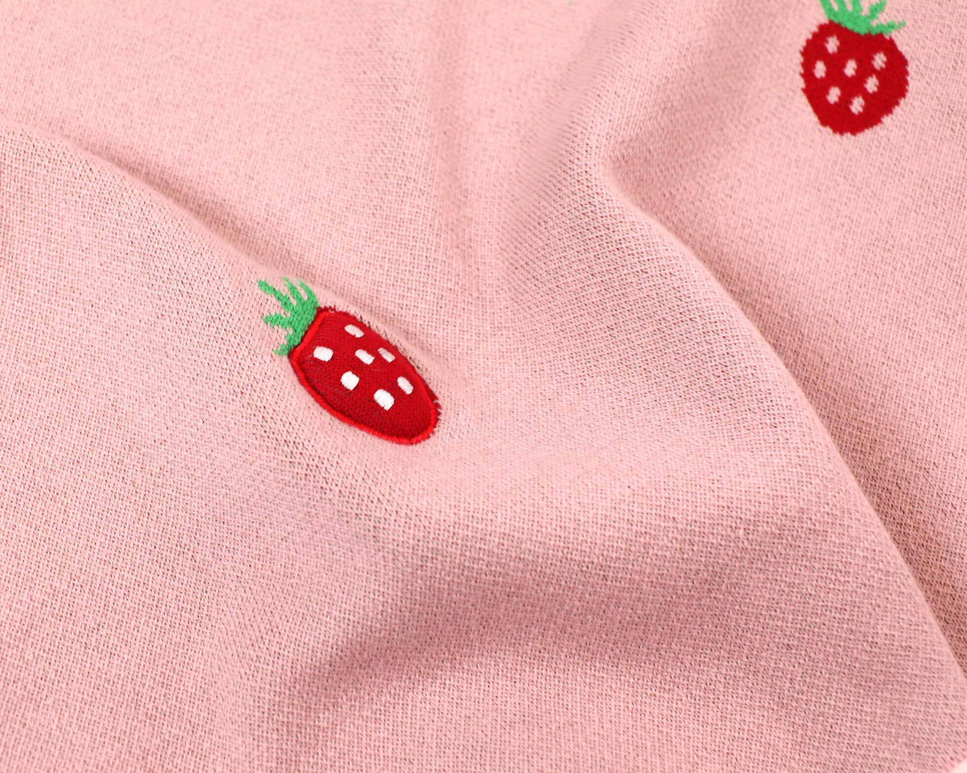 Strawberry - Organic Cotton 3D Jacquard Sweater Knit Baby Blankets