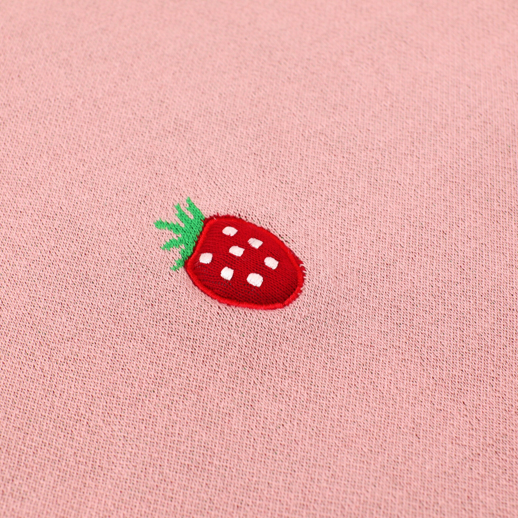 Strawberry - Organic Cotton 3D Jacquard Sweater Knit Baby Blankets