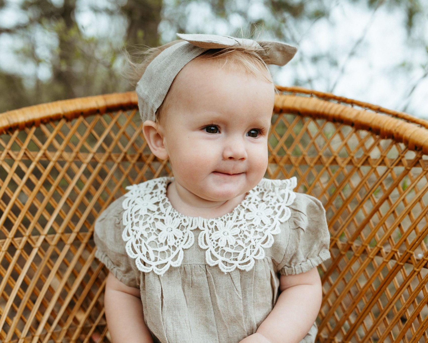 Alba Embroidered Collar Linen Baby Romper (Natural Linen)